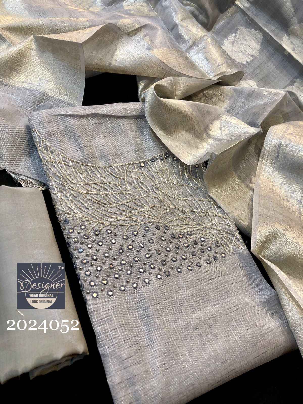 Pure Handloom Silk Non Catalog Dress Material (4 Pc Catalog)