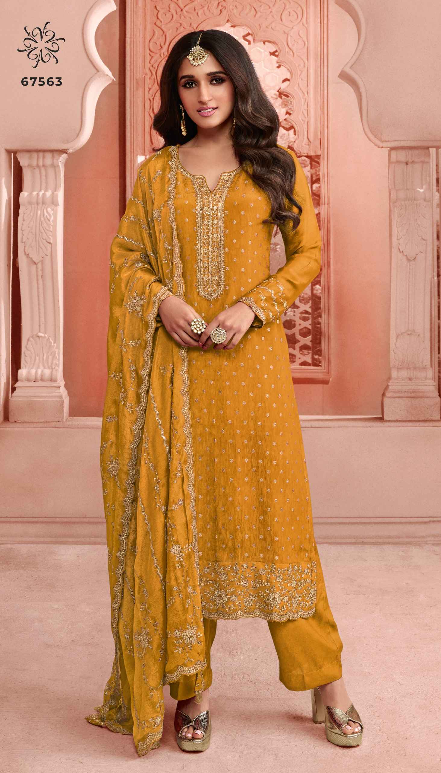 Vinay Kuleesh Swarnaa Colour Plus Dress Material (6 Pc Catalog)