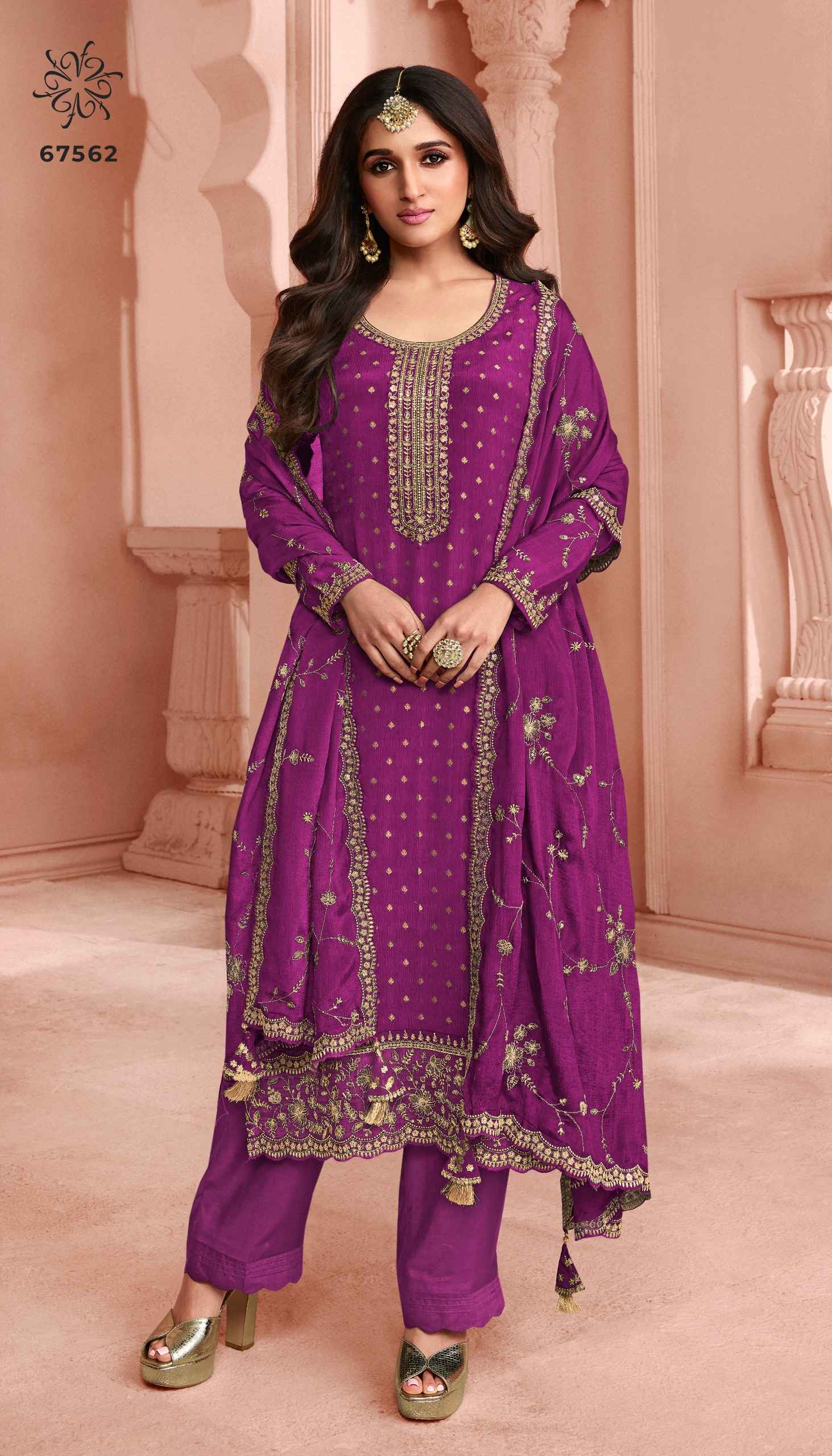 Vinay Kuleesh Swarnaa Colour Plus Dress Material (6 Pc Catalog)