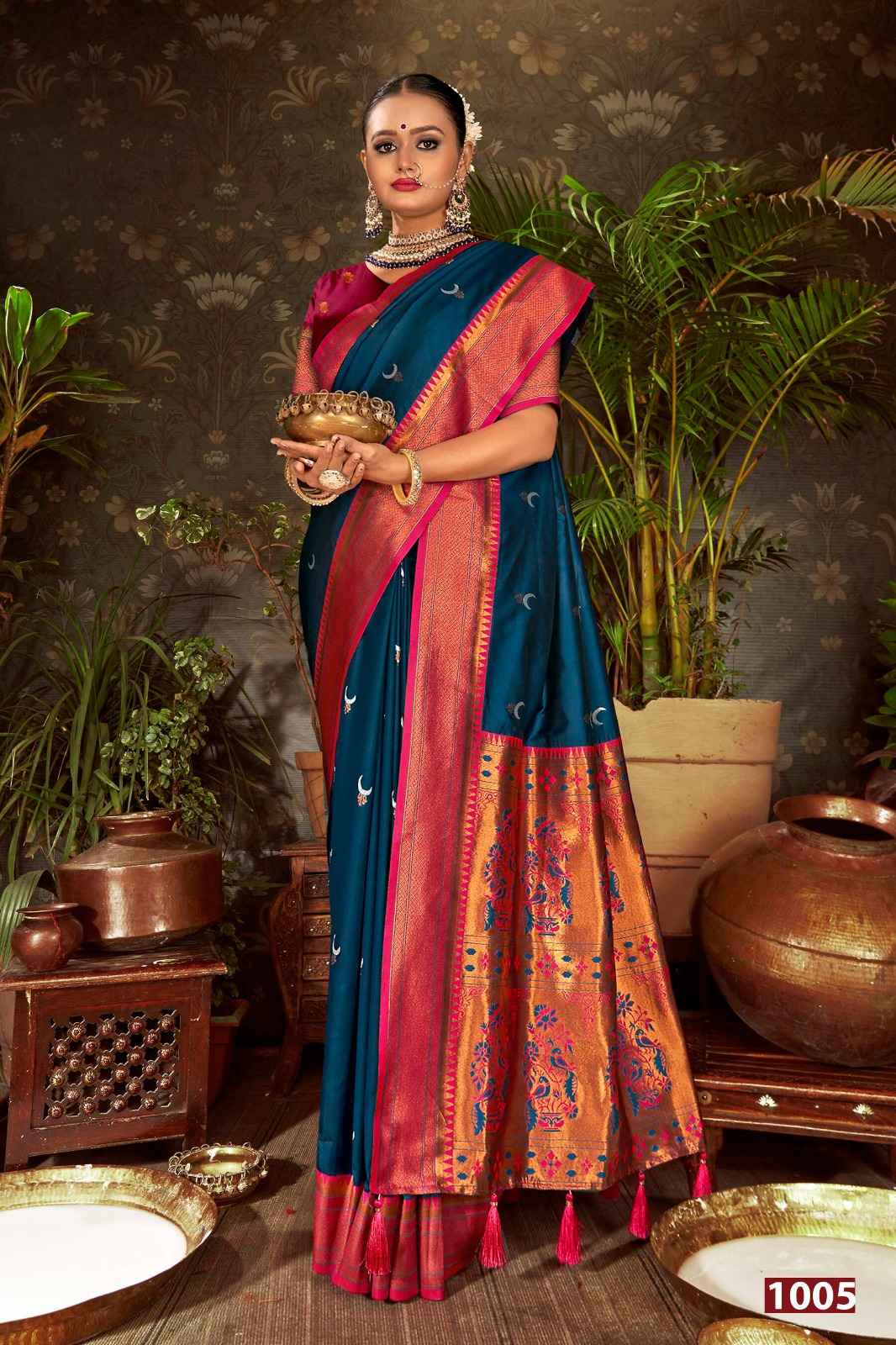 Saroj Jhumka Chand Swarovski Silk Rich Pallu Saree (8 pcs Catalogue)