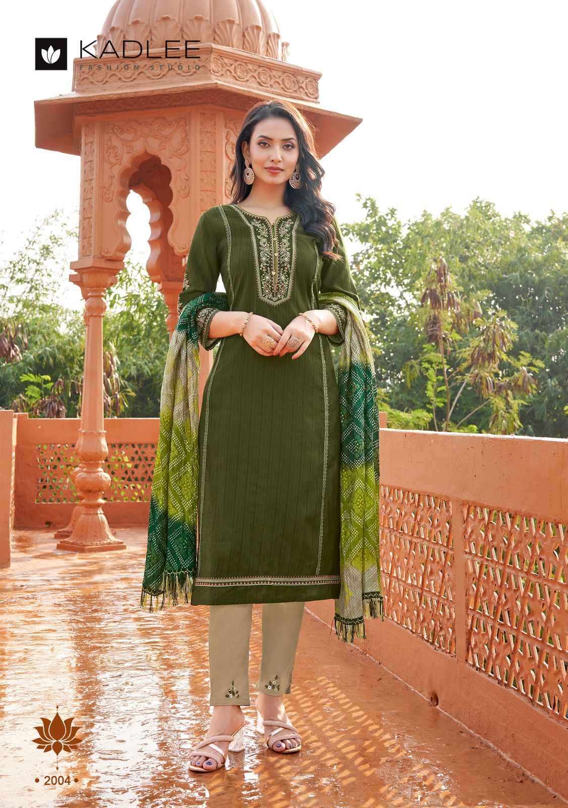 Kadlee Kesar Viscose Weaving Readymade Suit (4 pcs Catalogue)