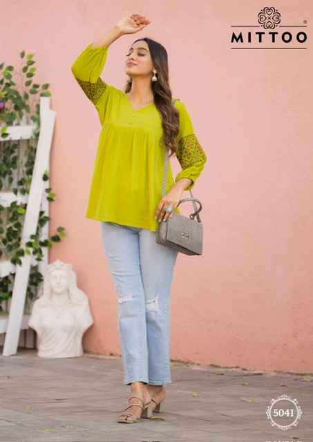 Mittoo Victoria Vol 8 Short Rayon Kurti 6 pcs Catalogue