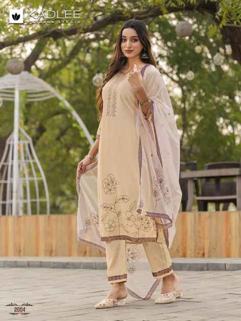 Kadlee Karwaa Viscouse Kurti Combo 4 pcs Catalogue
