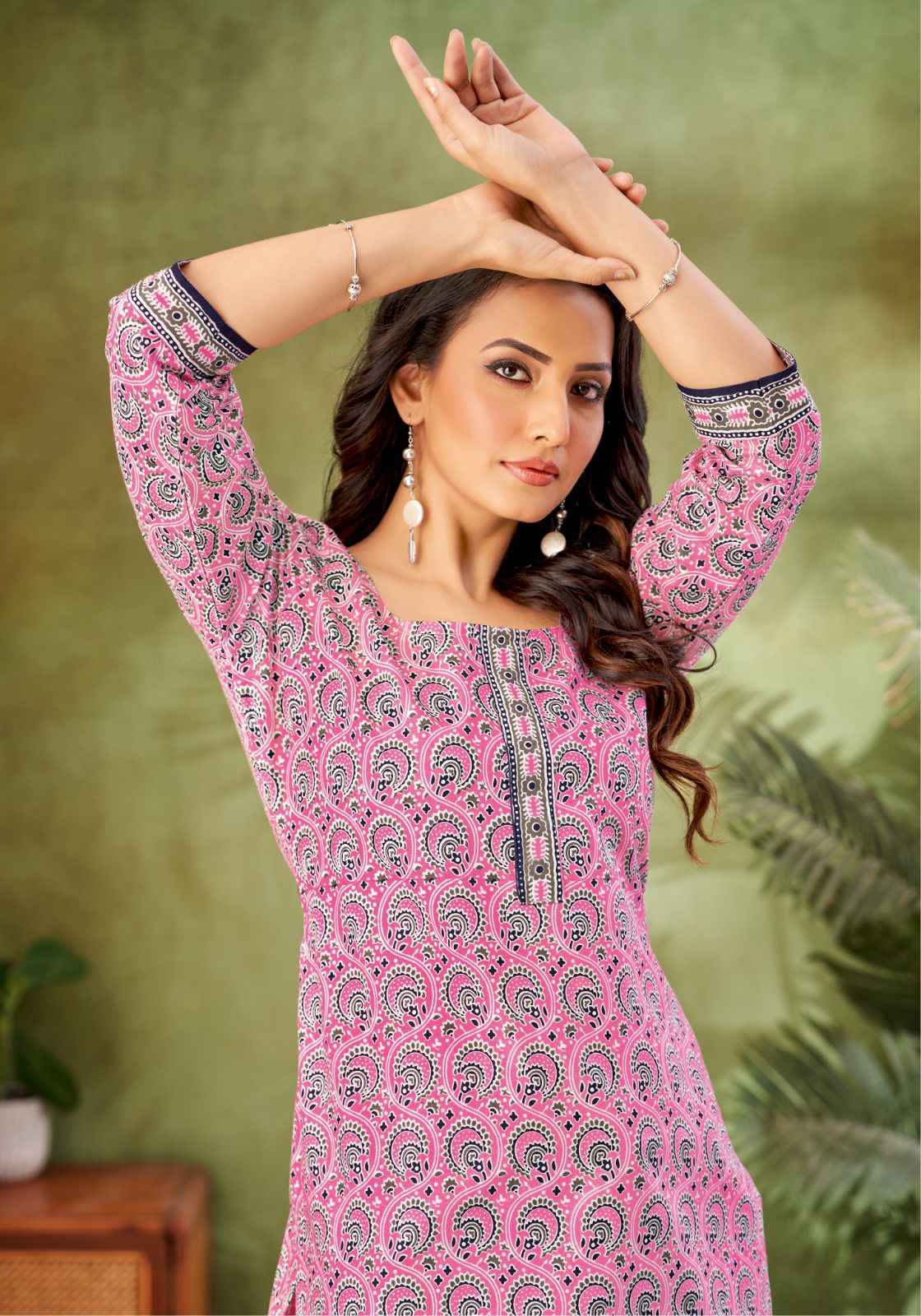 Miss World Choice Khushi Vol 2 Cotton Kurti 10 pcs Catalogue