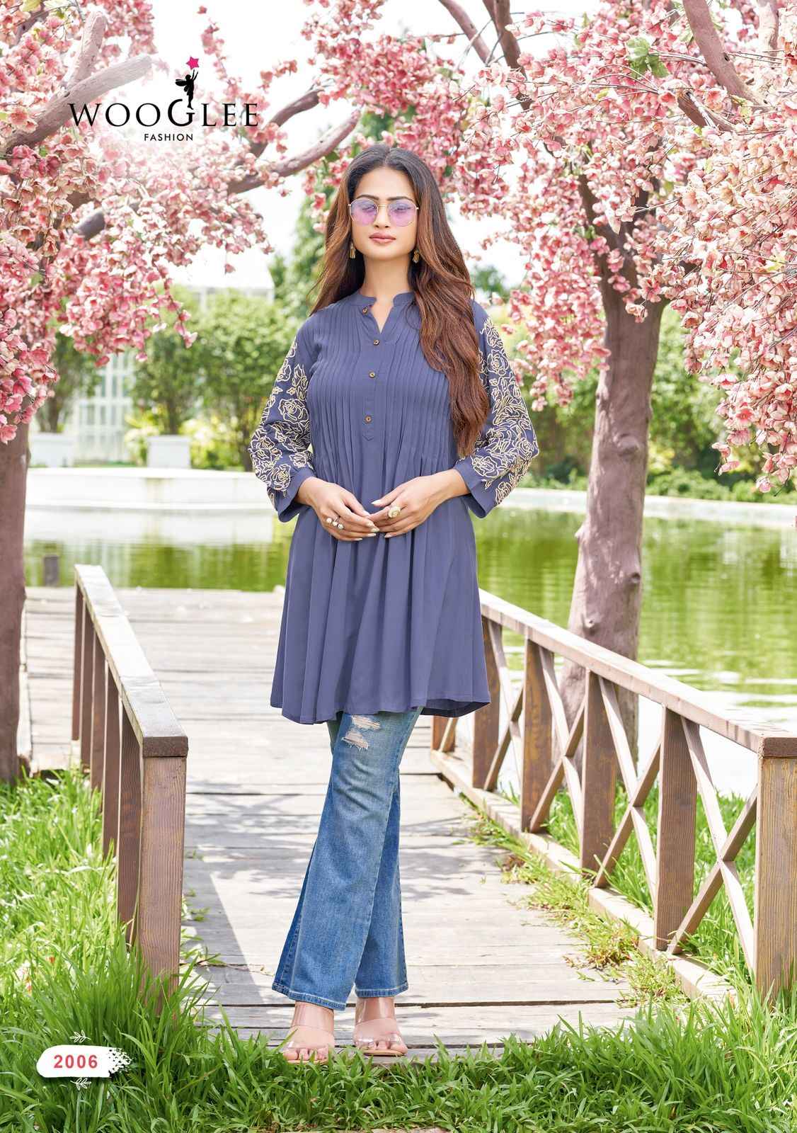 Wooglee Trendy Touch Rayon Kurti 6 pcs Catalogue