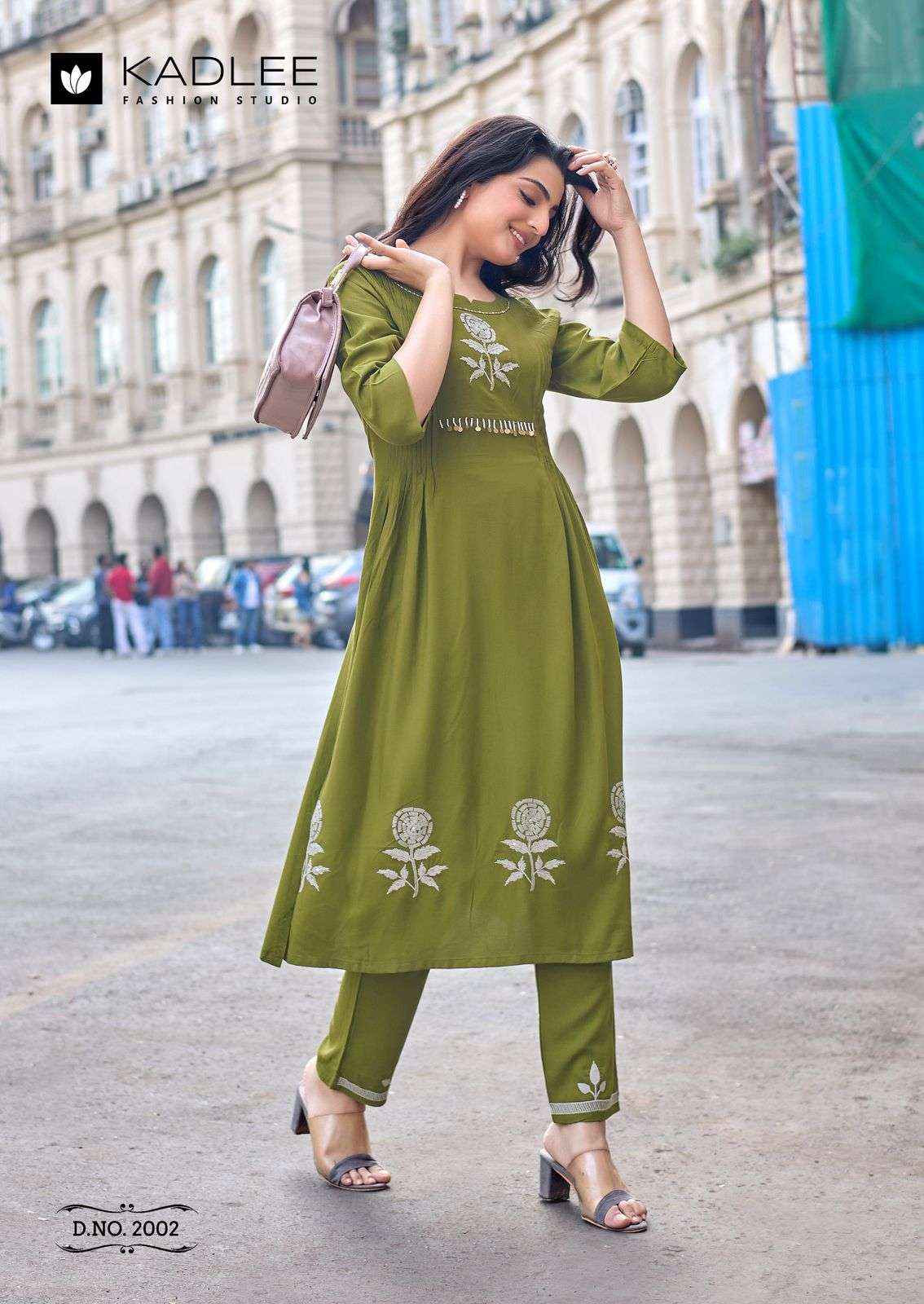Kadlee Fashion Queen Rayon Kurti With Bottom 6 pcs Catalogue