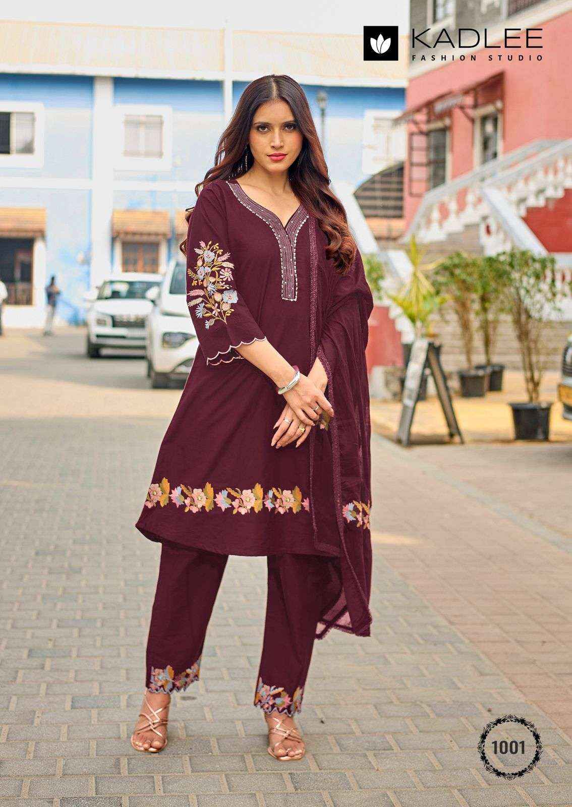 Kadlee Aamira Cotton Kurti Combo 4 pcs Catalogue
