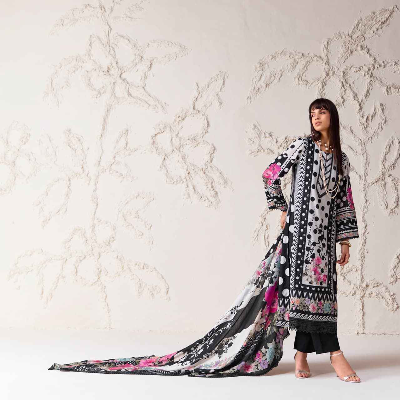 Kimora Sohni Polka Cotton Dress Material 4 pcs Catalogue