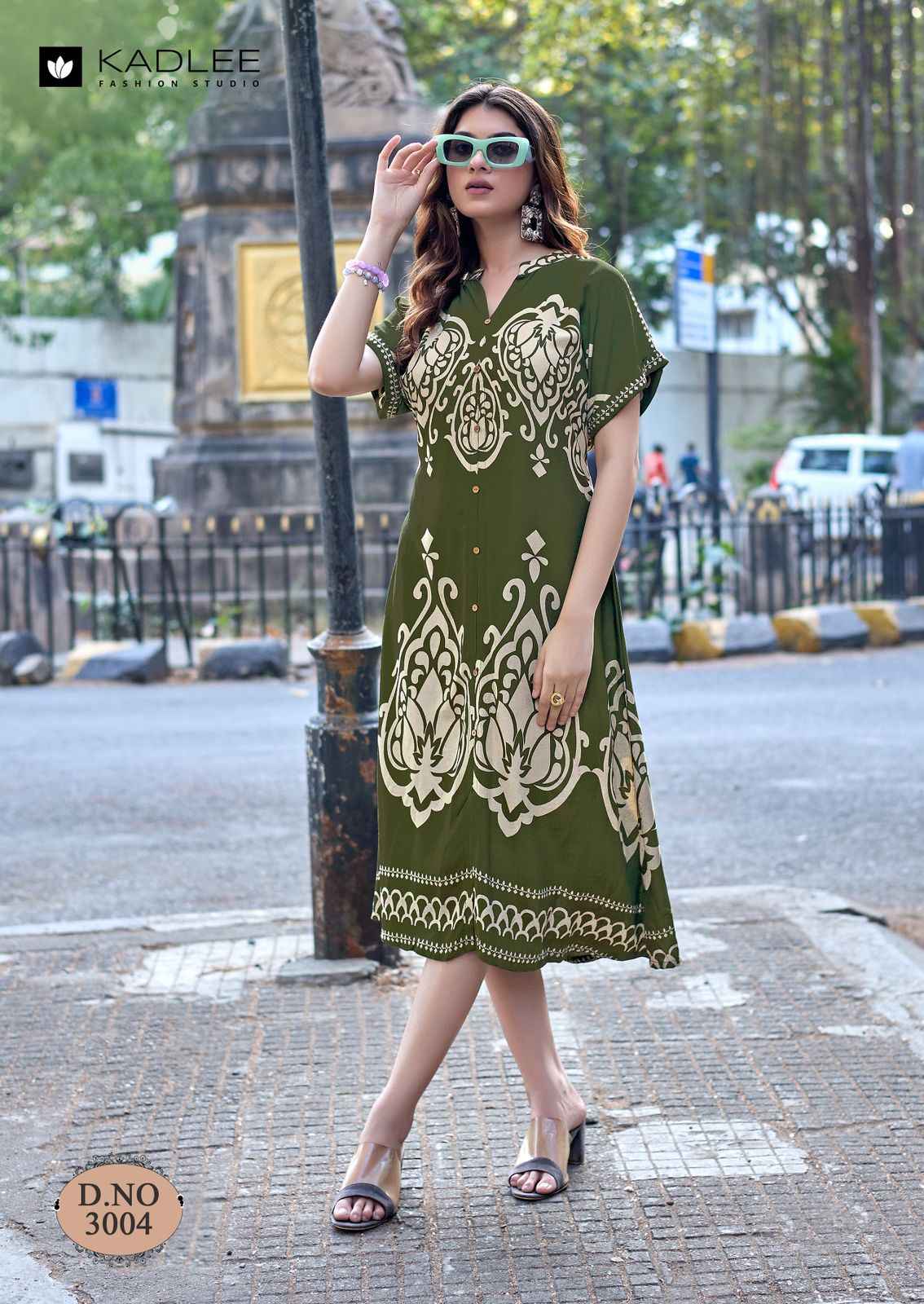 Kadlee Signeture Rayon Kurti 5 pcs Catalogue