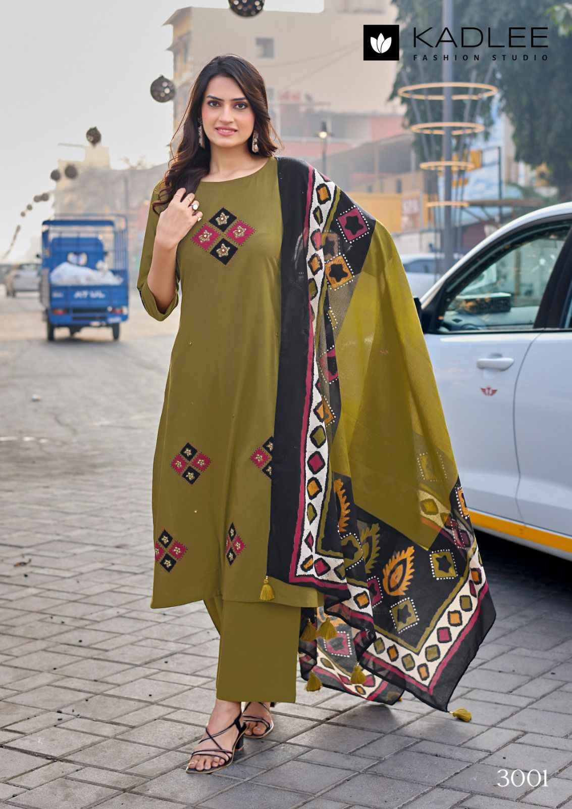 Kadlee Varuni Dhabu Cotton Kurti Combo 4 pcs Catalogue