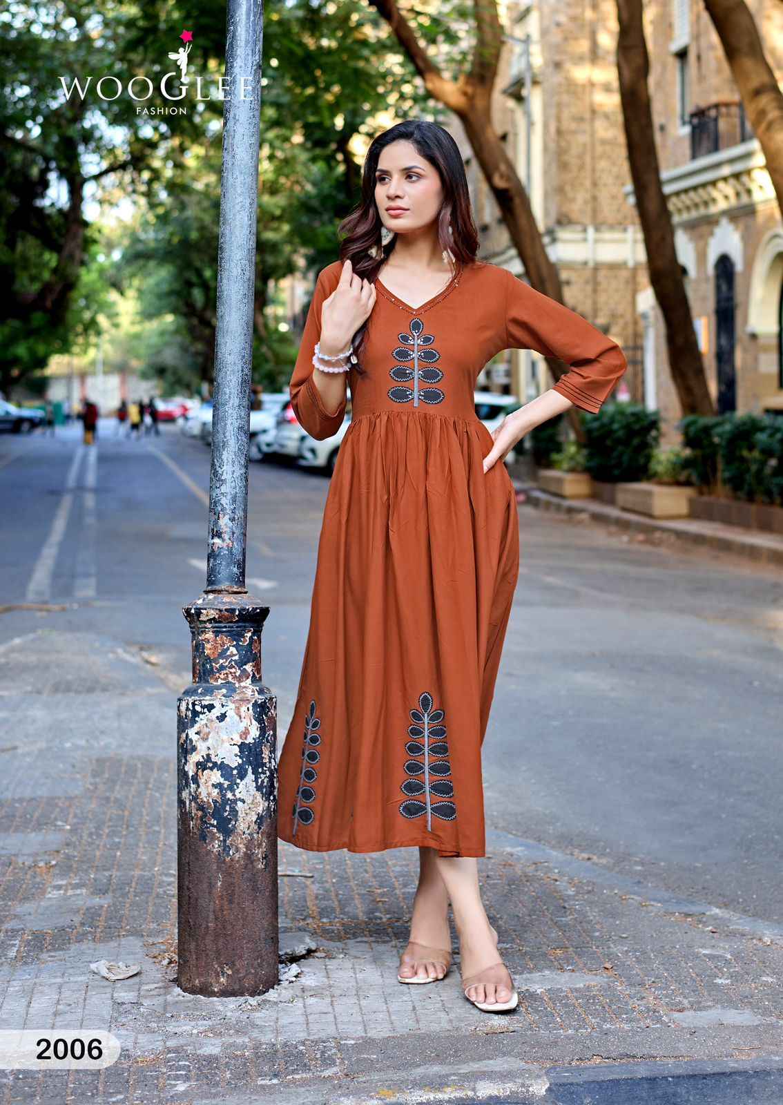 Wooglee Yamini Rayon Gowm 6 pcs Catalogue