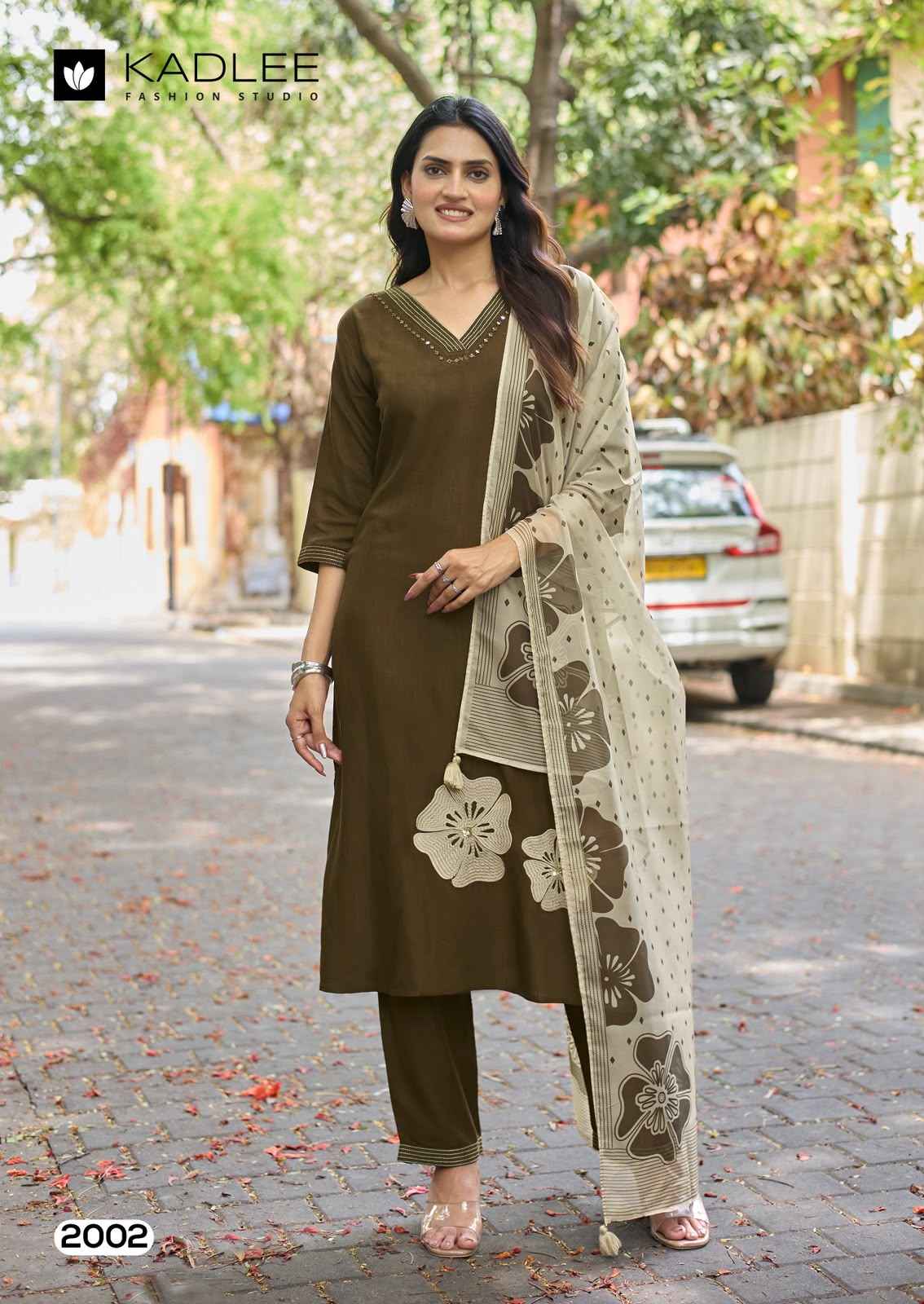 Kadlee Trisha Rayon Kurti Combo 6 pcs Catalogue