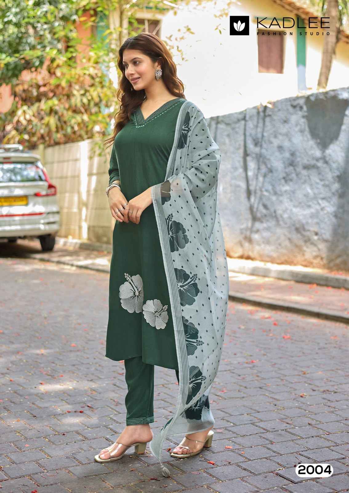 Kadlee Trisha Rayon Kurti Combo 6 pcs Catalogue