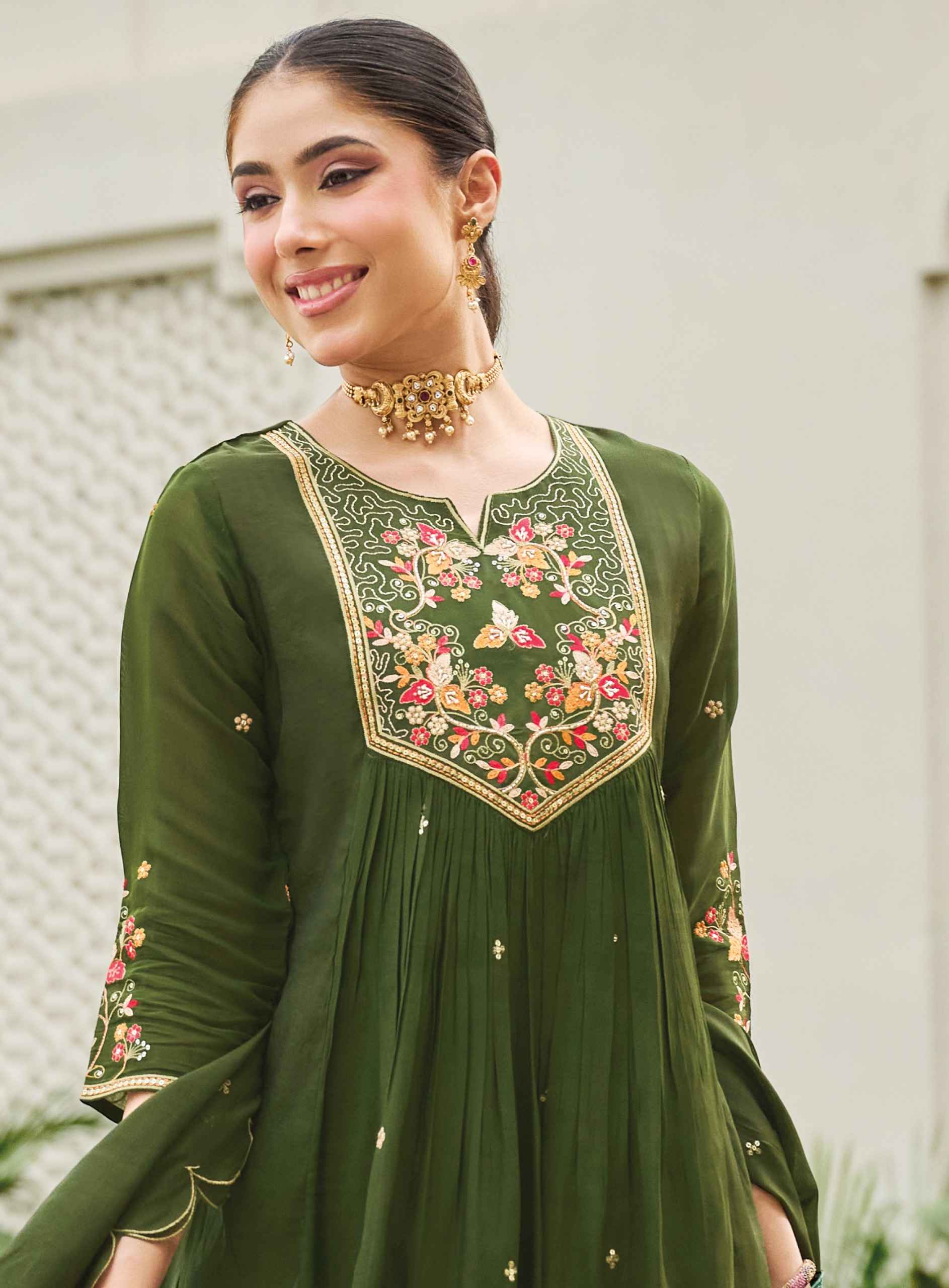 Radhika Lifestyle Glamour Vol 1 Mul Chanderi Kurti Combo 6 pcs Catalogue